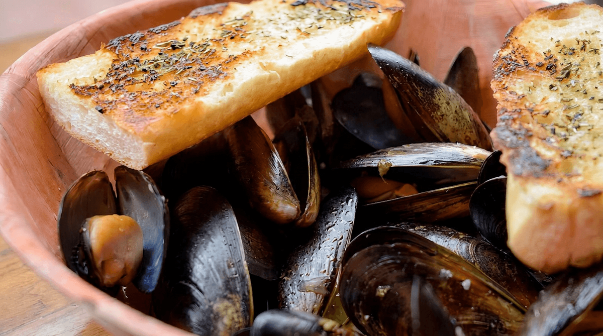 Bowl of Mussels